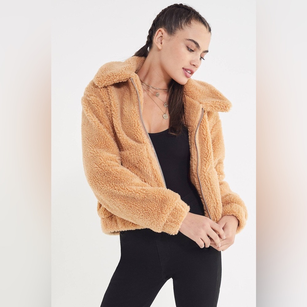 URBAN OUTFITTERS Teddy Bear Jacket/Coat (Tan Colour with silver zipper)